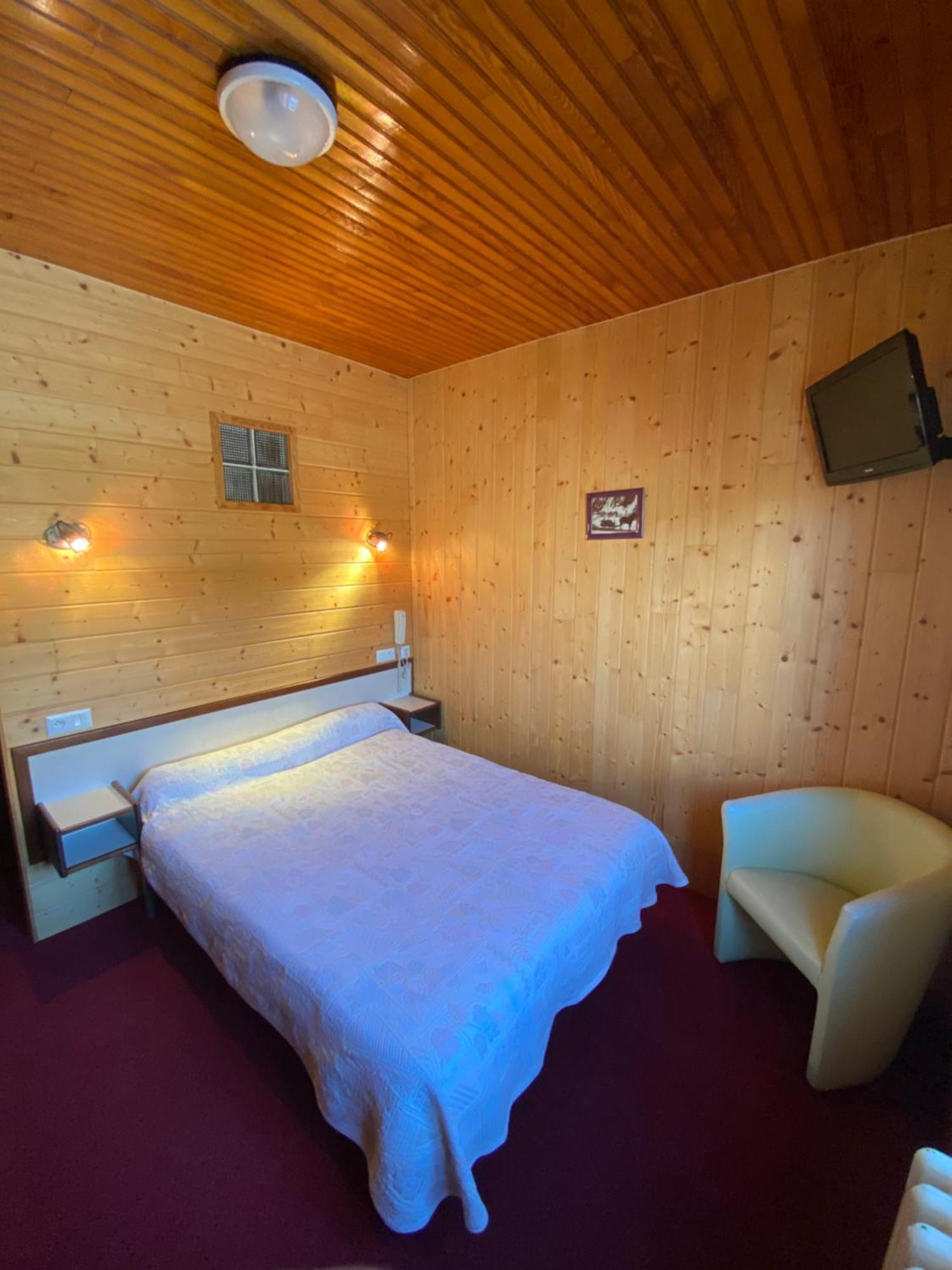 Relais Du Belloch Angoustrine Eksteriør billede